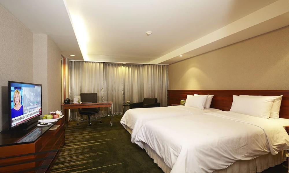 Lao Plaza Hotel Виентиане Екстериор снимка