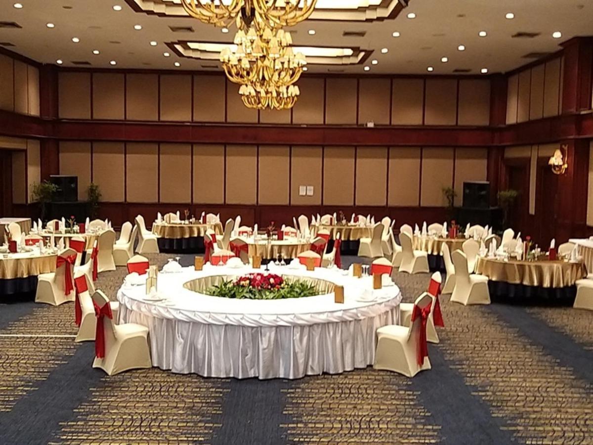 Lao Plaza Hotel Виентиане Екстериор снимка