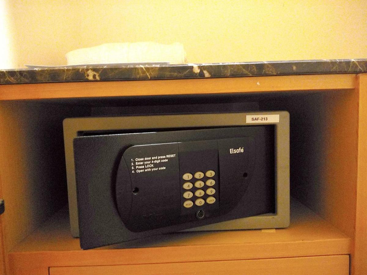 Lao Plaza Hotel Виентиане Екстериор снимка