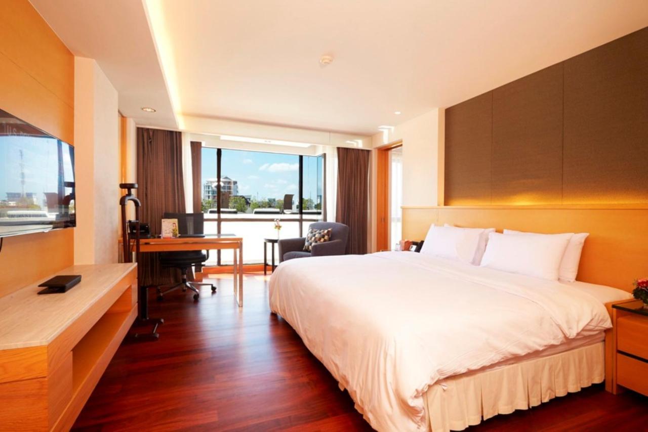 Lao Plaza Hotel Виентиане Екстериор снимка