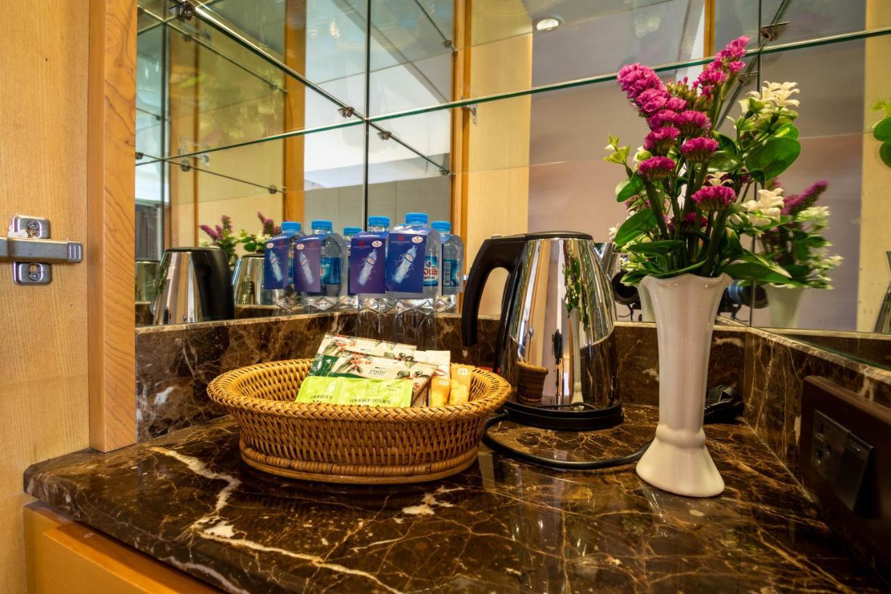 Lao Plaza Hotel Виентиане Екстериор снимка